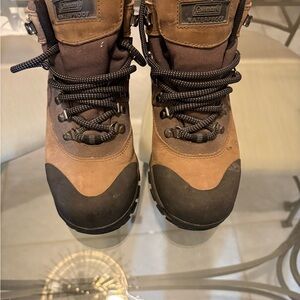 EUC COLEMAN BROWN SUEDE BOOTS